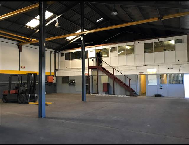 1,750M² FACTORY TO LET IN PAROW CENTRAL